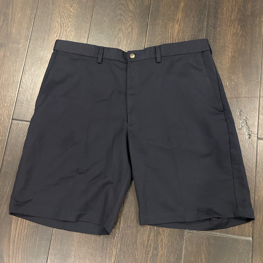 EUC Haggar Navy Flat Front Dress Shorts